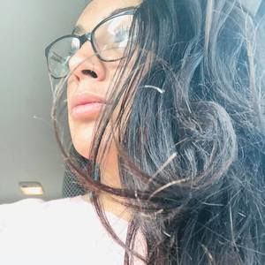 Meet your Posher, Leah